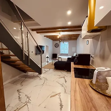 Lägenhet Au Centre Du Port De *