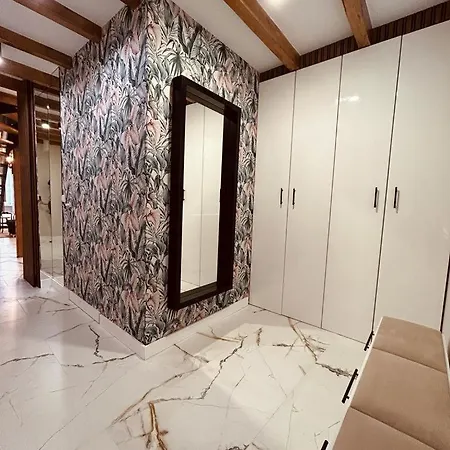 Apartment Au Centre Du Port De Bonifacio (Corsica)